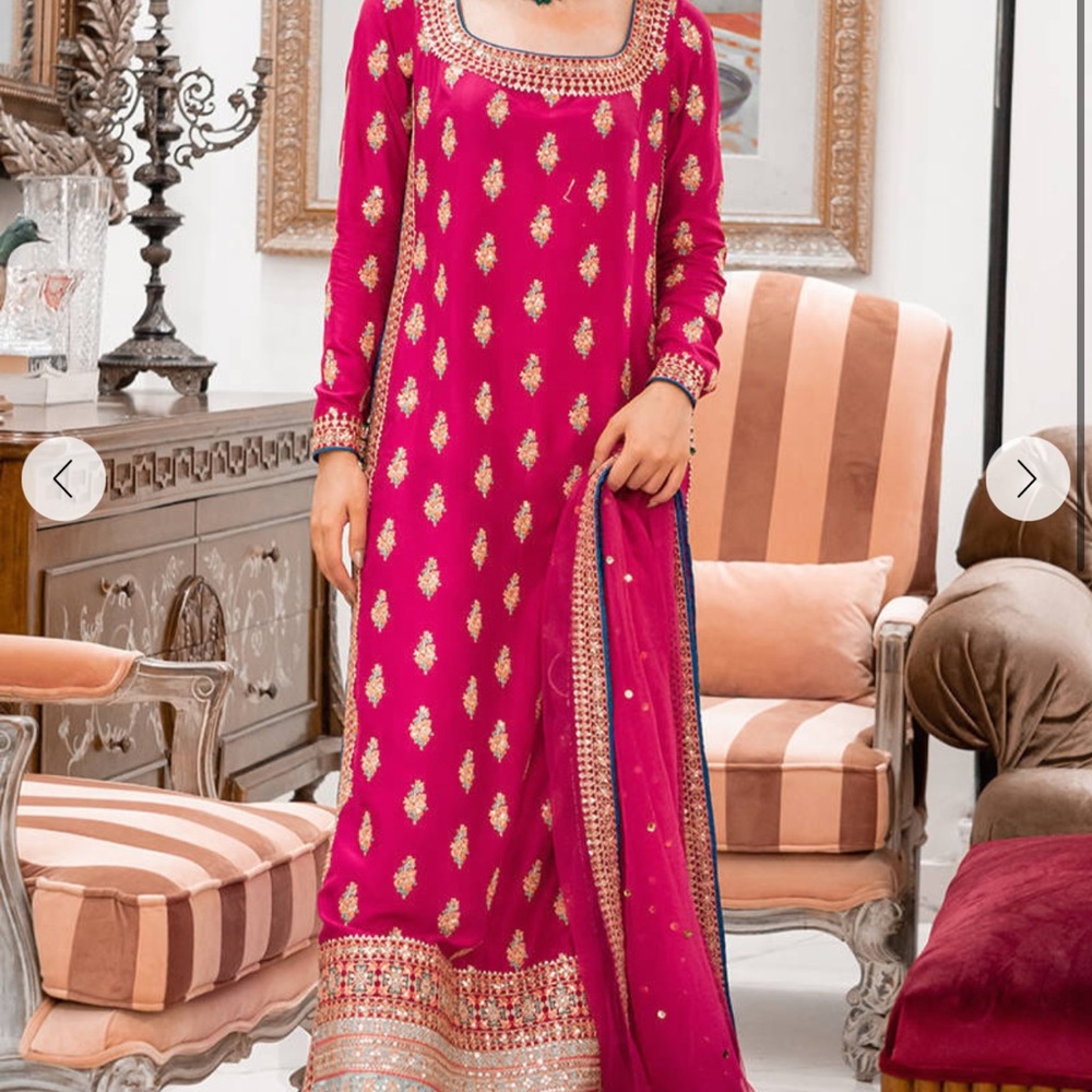 Pink Long Sleeve Dress with Gold Motifs